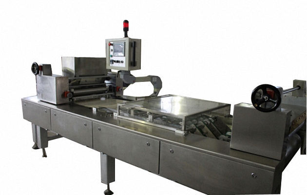 Cream Spreading Machine